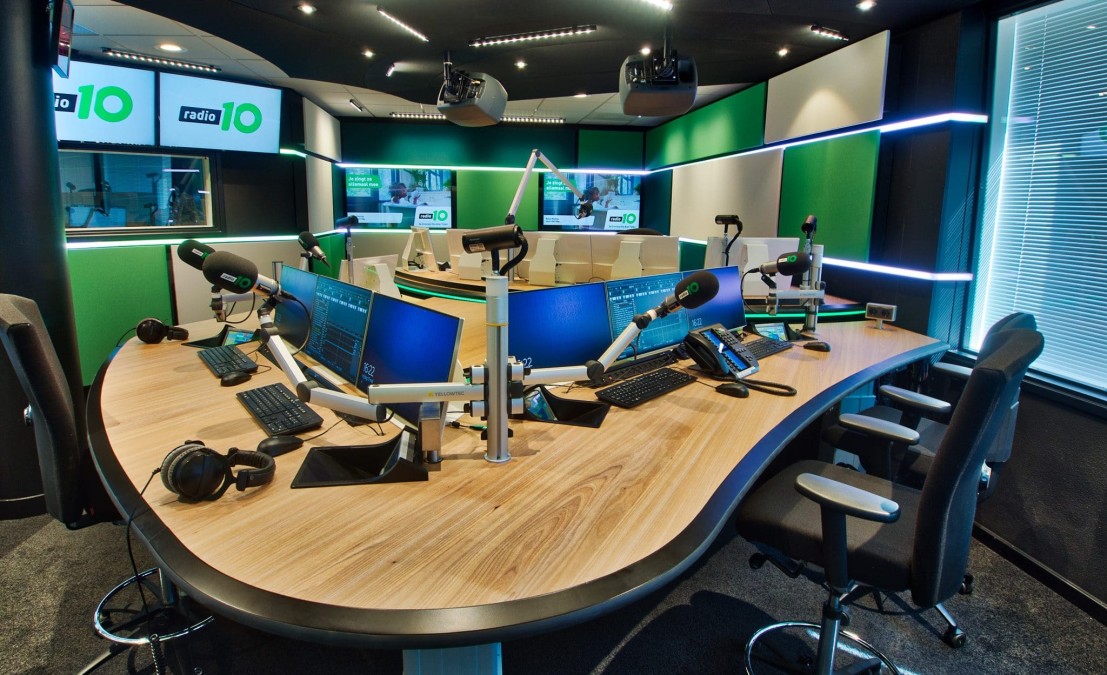 Radio 10 studio